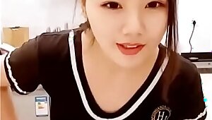 Em gi Trung Quc xinh đp